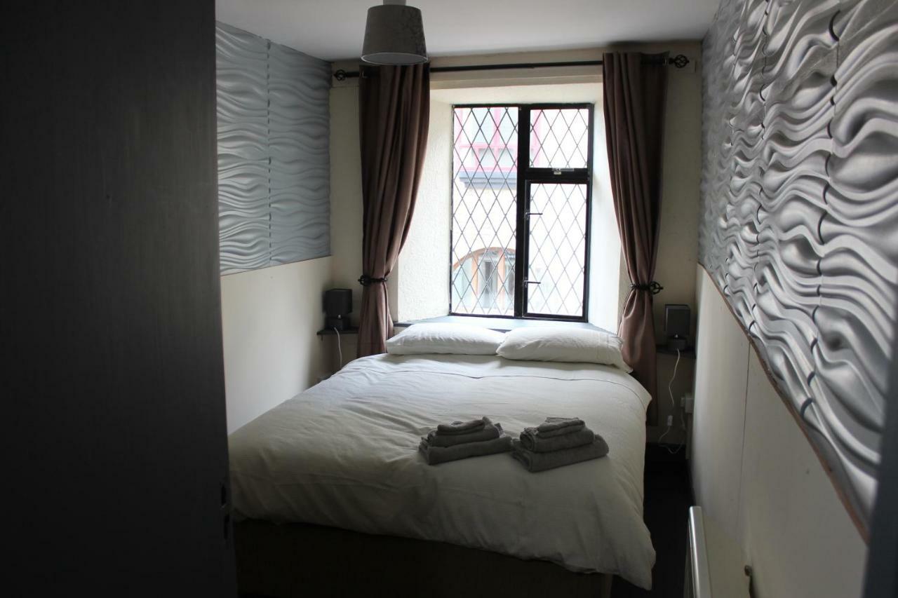 Donegal Lodgings - Apt 3 - Br En-Suite Donegal Town Exterior photo